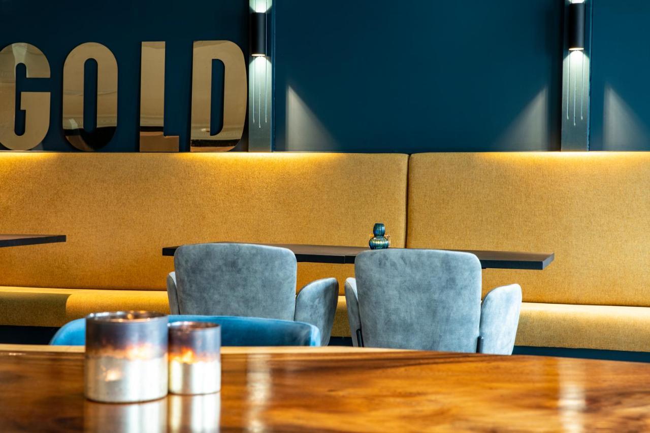 The Rosendale Hotel Roosendaal Bagian luar foto