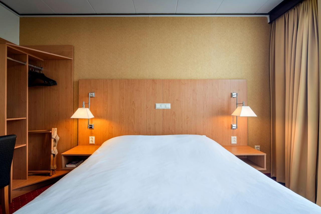 The Rosendale Hotel Roosendaal Bagian luar foto