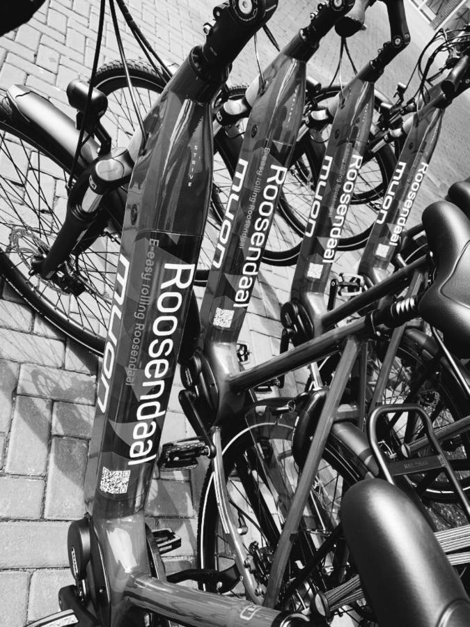 The Rosendale Hotel Roosendaal Bagian luar foto