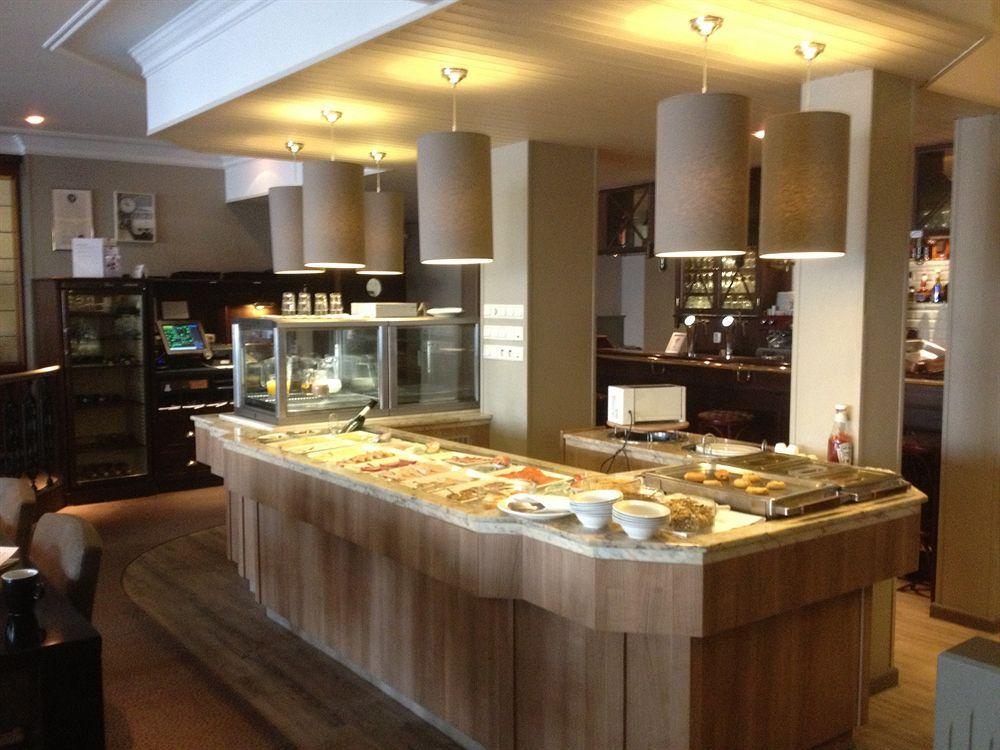 The Rosendale Hotel Roosendaal Bagian luar foto